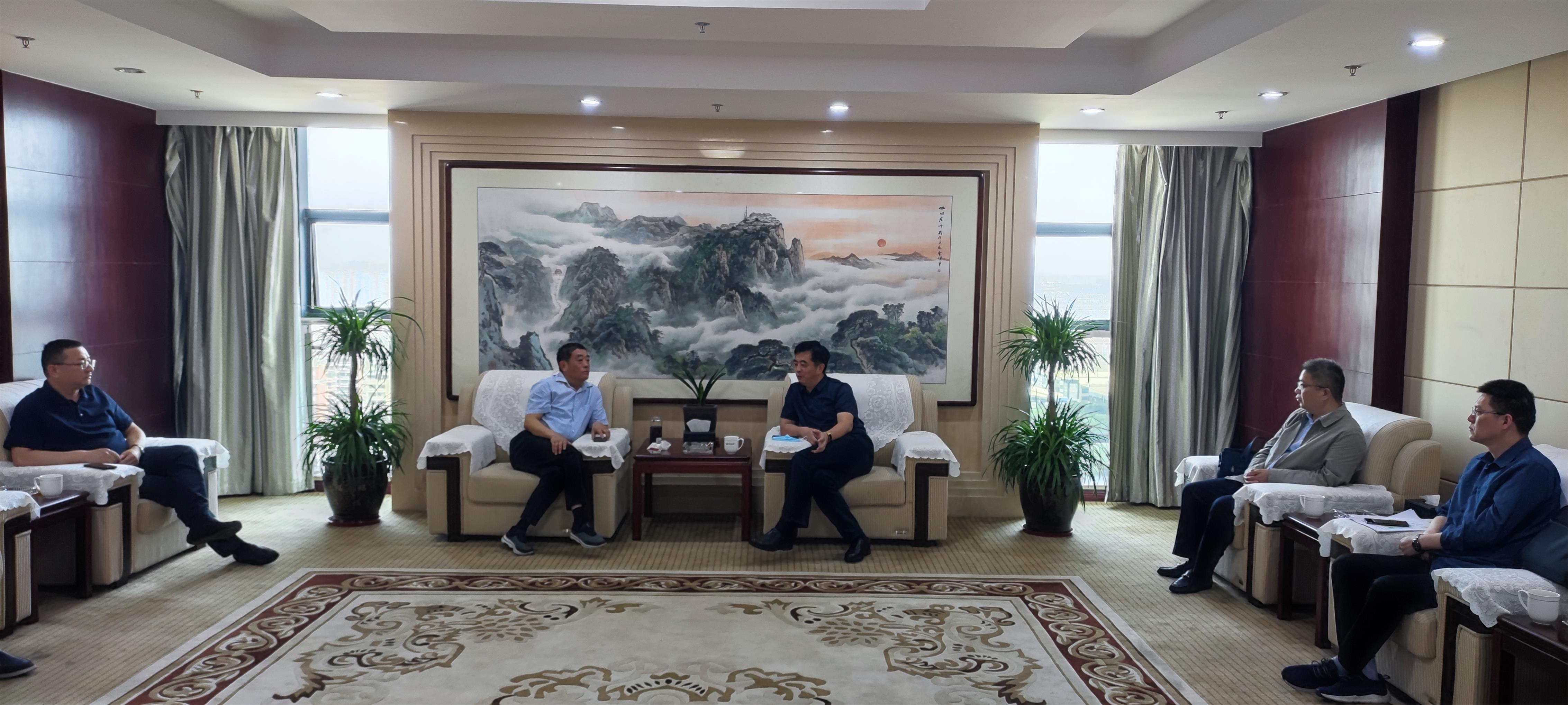 图1-9、范世宏董事长会见扬州生态科技新城管委会副主任陈彬一行.jpg